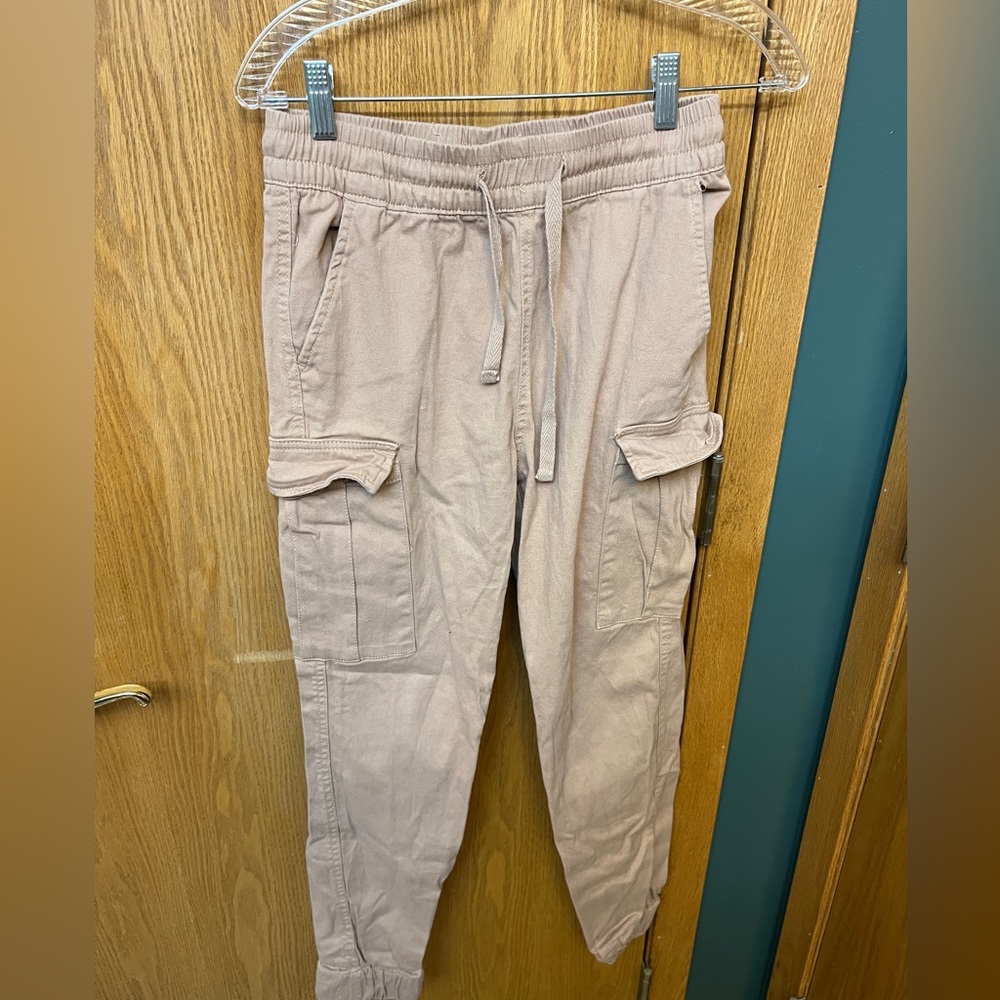 Women’s fitted cargo pants
